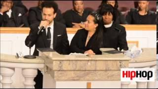 Kriss Kross member Chris Smith gives moving speech at funeral for Chris Kelly (full video)