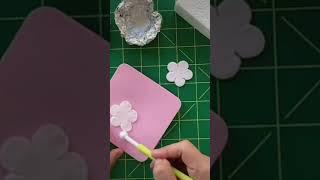 Easy & quick fondant flower #fondant #fondanttutorial #fondanttopper