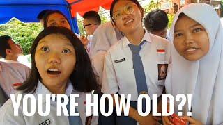 I met some friendly students in Indonesia. (Tanjung Balai, Sumatra)