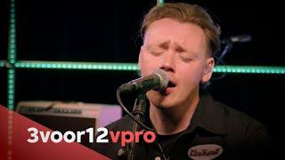 Only The Poets - 'JUMP!' & 'Even Hell' Live @ 3FM VoorAan