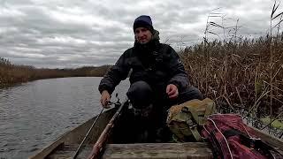 A fisherman with Barsik catches a pike on Stokhod