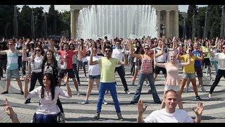 Wheelz GENTLEMAN Flashmob in Baku | PSY / BEP / Usher