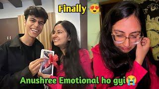 I Gifted new iphone to Anushree