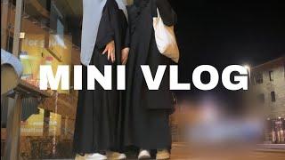 Mini vlog| My atheist friend tries being muslim for a day, Fasting, mosque, modest clothes shopping