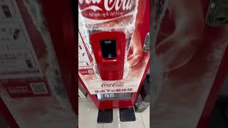 コンビニの最高のコーラ自販機 #car #コカコーラ #coke #自動販売機 #自販機 #セブンイレブン #shorts #shortvideo