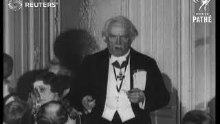 Liberal leader Lloyd George discusses Palestine question at banquet given in his honour by...(1931)