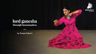 Showing Lord Ganesha through Hastamudras | Kathak | Rutuja Kulkarni | surprise in the end