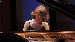 Anna Zassimova performs Franz Schubert's Ungarische Melodie D 817