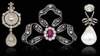 10 Dazzling Royal Jewel Collection