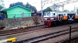  LIHAT KERETA API KRL BERSAMA BANG BOCIL DI SEKITAR SERPONG