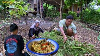 masak oblok oblok mlanding lamtoro, hasil panen dari kebun belakang rumah, masakan desa