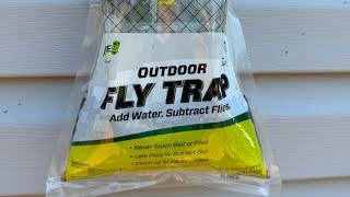 Rescue Outdoor Fly Trap Review