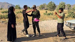  Sadeq's horrific fight with Behnam in front of the police! Elham was shocked