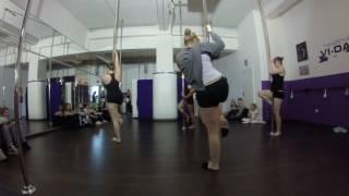 Pole Dance Beginner zur Shownight 2017 mit Shawn Mendes - Mercy