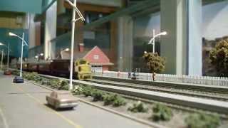 NZ120 on OMES N Scale Layout (DX5293) passing station