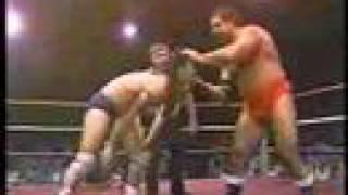 Big Bully Busick punishes jobber Chaz