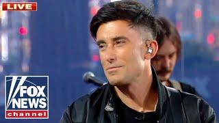 Phil Wickham performs live on 'Fox & Friends'