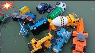 車車 || 洗玩具車,垃圾車，挖土機玩具,水泥攪伴車,貨櫃車 || Finding and Washing Toy Car