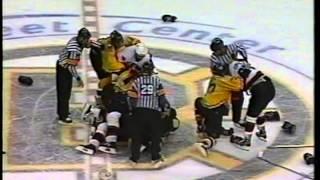 Mike Fisher vs Mike Knuble & Zdeno Chara vs Hal Gill