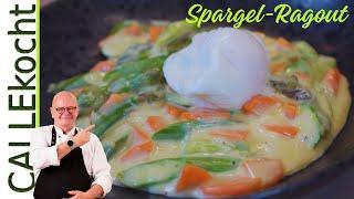 Spargelragout: Grüner Spargel in Sahnesoße mit pochiertem Ei – Omas Rezept