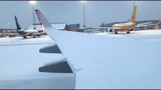 SNOWY 737-800 Takeoff after Snowstorm (Taxi, De-ice, Takeoff)