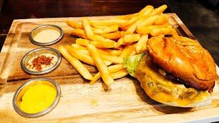 Where to eat a burger in lower Sukhumvit? Bangkok 2021