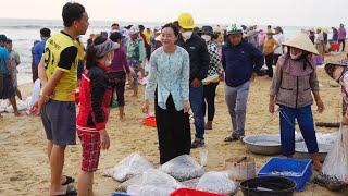 Mùa cá cơm, Út ra biển mua cá ủ nước mắm - Gia vị không thể thiếu trong bữa cơm Việt