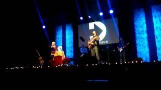 Larry Witt performing "Hallelujah" by Cloverton