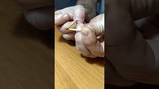 Фокус - прыгающая спичка