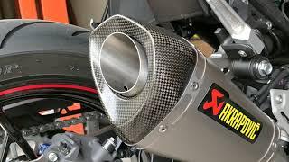 Akrapovic slip-on exhaust on 2018 Kawasaki Z900