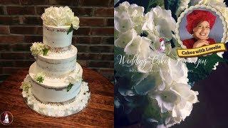 Rustic Buttercream Wedding Cake / How to Place Fresh Flowers on a Wedding Cake