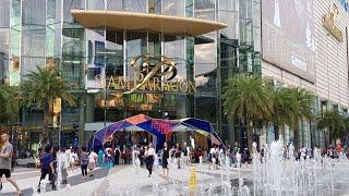 Bangkok กรุงเทพ - Siam Paragon Luxury shopping center - สยามพารากอนศูนย์การค้าi