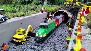 LEGO Cargo Train 7898 - A Journey to the Triple Tunnel Site - Construction Video Part 19