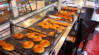 크리스피 크림 도넛 공장에서 만든 다양한 크리스마스 도넛 / How to make Christmas donuts at the Krispy Kreme Doughnuts Factory