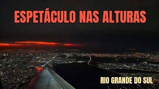 Céu pegando fogo na decolagem de Porto Alegre ao anoitecer - 26/11/2024