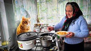 Grandma in the Highlands: A Traditional Life and the Recipe She Keeps