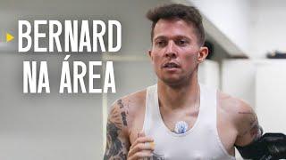 BERNARD: O PRIMEIRO DIA NA CIDADE DO GALO! 