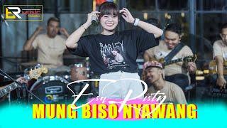 Esa Risty - Mung Biso Nyawang (Official Live Music) Ora mung janji tresnaku bakal kabukti