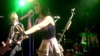 Katy Perry in Paris  - Hot n Cold part 2 - live in Paris - par Johan