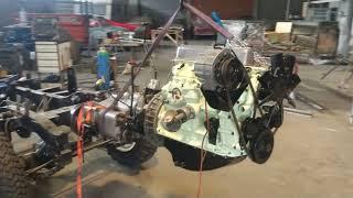 Land Rover series 2A - Assembling engine and gearbox /  So oldt