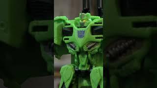 BUMBLEBEE DEFEATS BRAWL #shorts #transformers