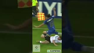 Philipp Lahm Signature Tackle | #shorts #germany #football #defender #cannavaro #lahm