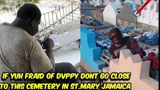 BREAKING VIDEO D3AD MAN CAVGHT HIDING BEHIND GR@VE IN POPULAR CEMETERY IN ST.MARY JAMAICA #JOKE