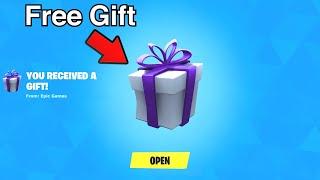 fortnite just gave everyone a FREE gift..!