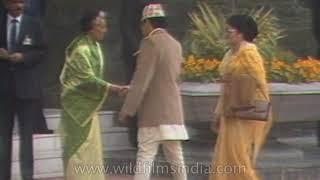 Queen Aishwarya and King Birendra of Nepal are welcomed by Indira Gandhi to Delhi