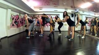 Dancehall choreo by DHQ Lua. Blacka Ft Basiq - The One  ( Repja Riddim July 2012 )