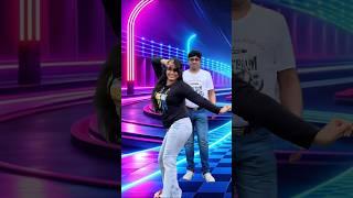 saajan mera us paar hai #shortsvideo #music #bollywood #trending #90s || acting_mona ||