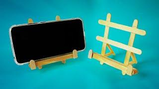 Mobile holder with popsicle sticks | Uns Craft