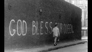 London Photos 1954: The East End, Shadwell, Pool of London, London Bridge. LT54 8/15