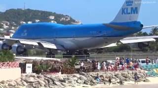 KLM 747 Extreme Jet Blast blowing People away at Maho Beach, St. Maarten - 2014-01-14